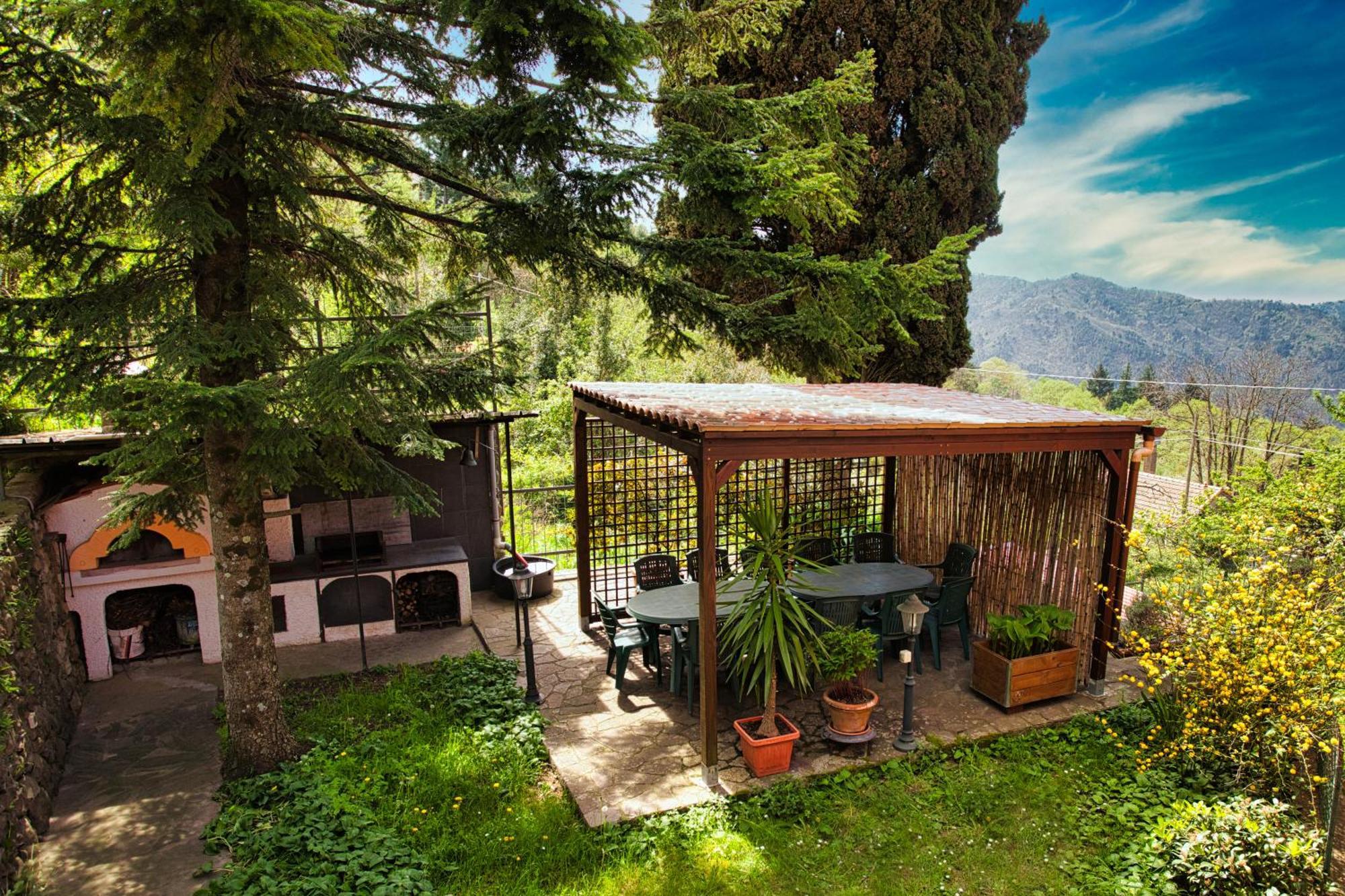 Oasi Verde Castiglione Chiavarese ภายนอก รูปภาพ