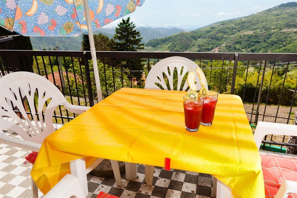 Oasi Verde Castiglione Chiavarese ภายนอก รูปภาพ