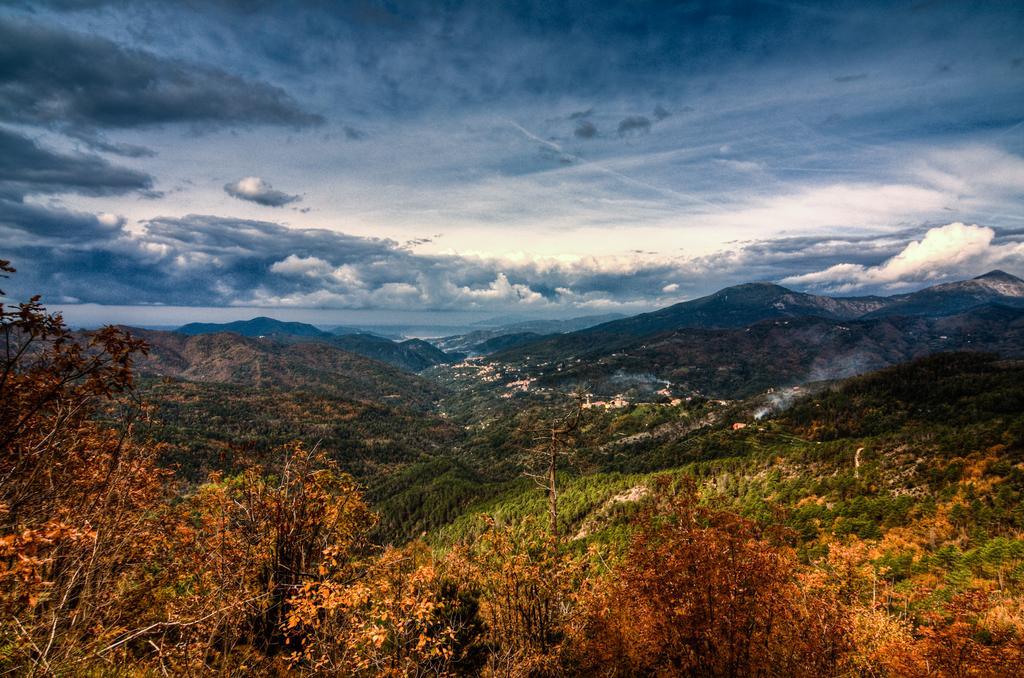 Oasi Verde Castiglione Chiavarese ภายนอก รูปภาพ