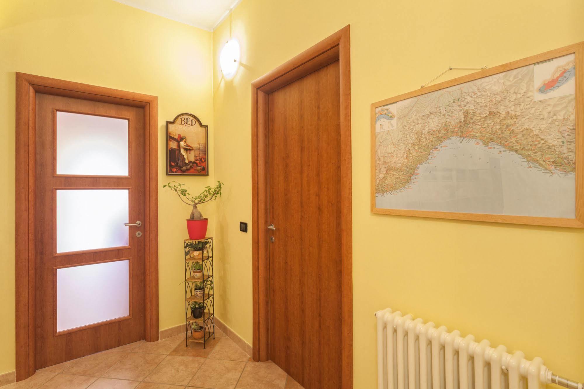 Oasi Verde Castiglione Chiavarese ภายนอก รูปภาพ